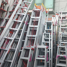 鋁合金梯、鐵梯、木梯等各種工程用梯